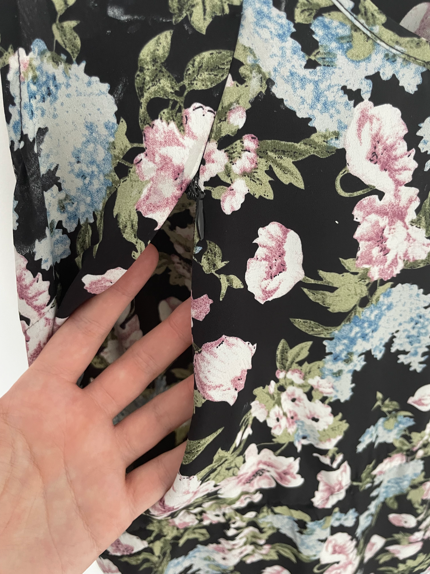 ADDISON | Breastfeeding Friendly Floral Dress | Size 6